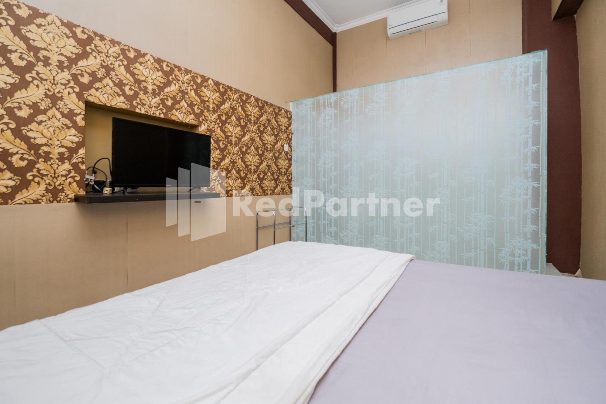 Omah Kalimosodo Mitra Reddoorz Near Stasiun Malang Kota Baru Hotel Exterior photo